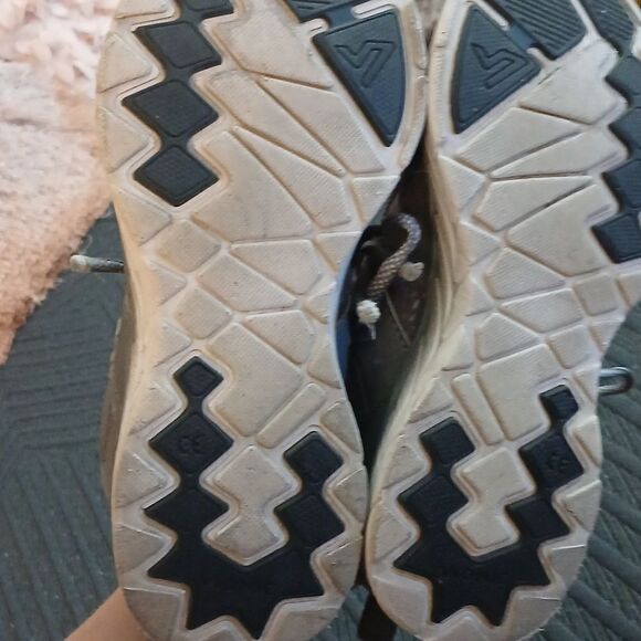 Vionic - Picture 5 of 5